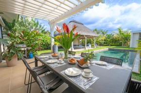 OCEAN beachfront flat, 3 bedrooms en suite, Grand Gaube